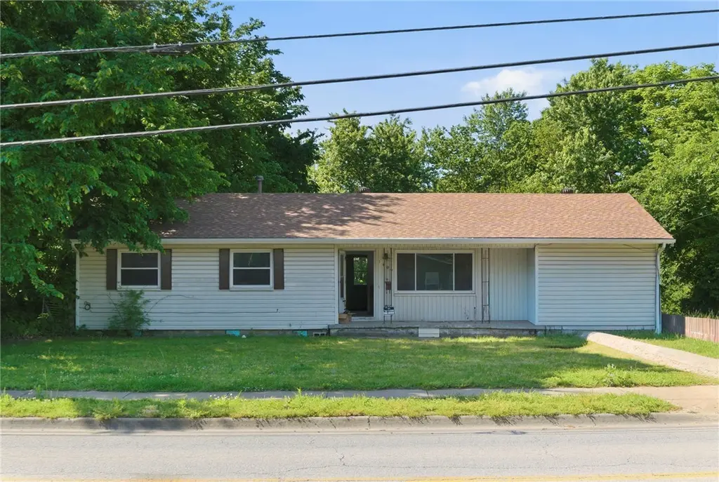 1409 Backus Ave
