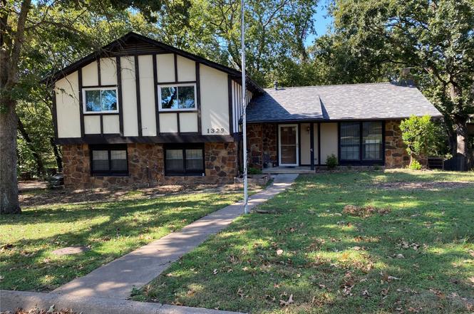 1329 Bynum Rd