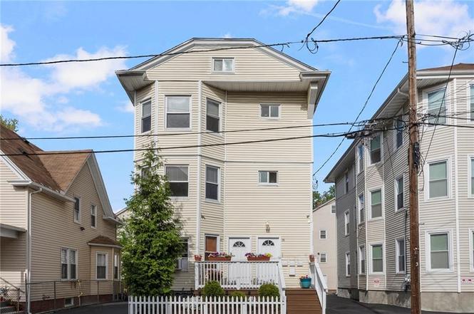 26 Frederick St