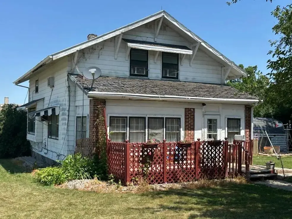 342 W 3rd St