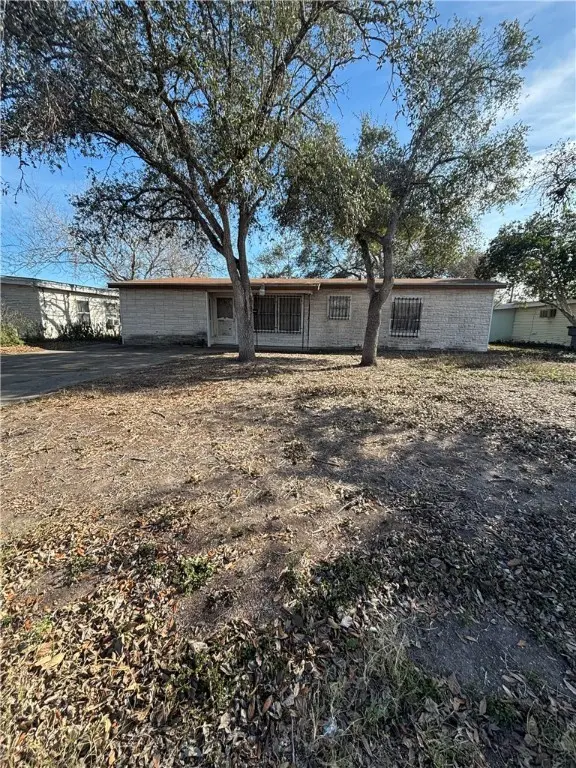 1409 Lalita St