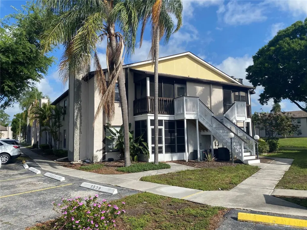 3535 59th Ave W #3535