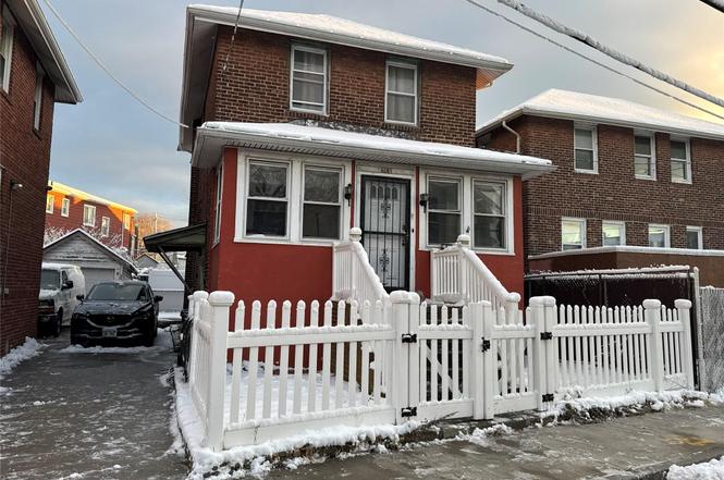 2431 Deerfield Rd