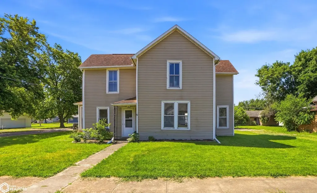 210 E Center St