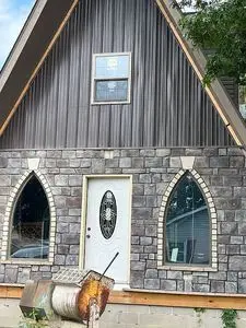 351 Essex Rd