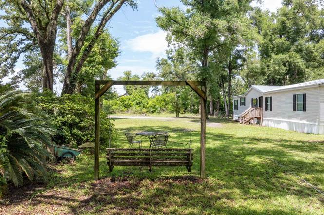 189 SE Suwannee Acres Ln