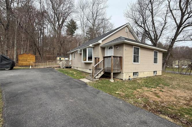 27 Hardenburg Rd