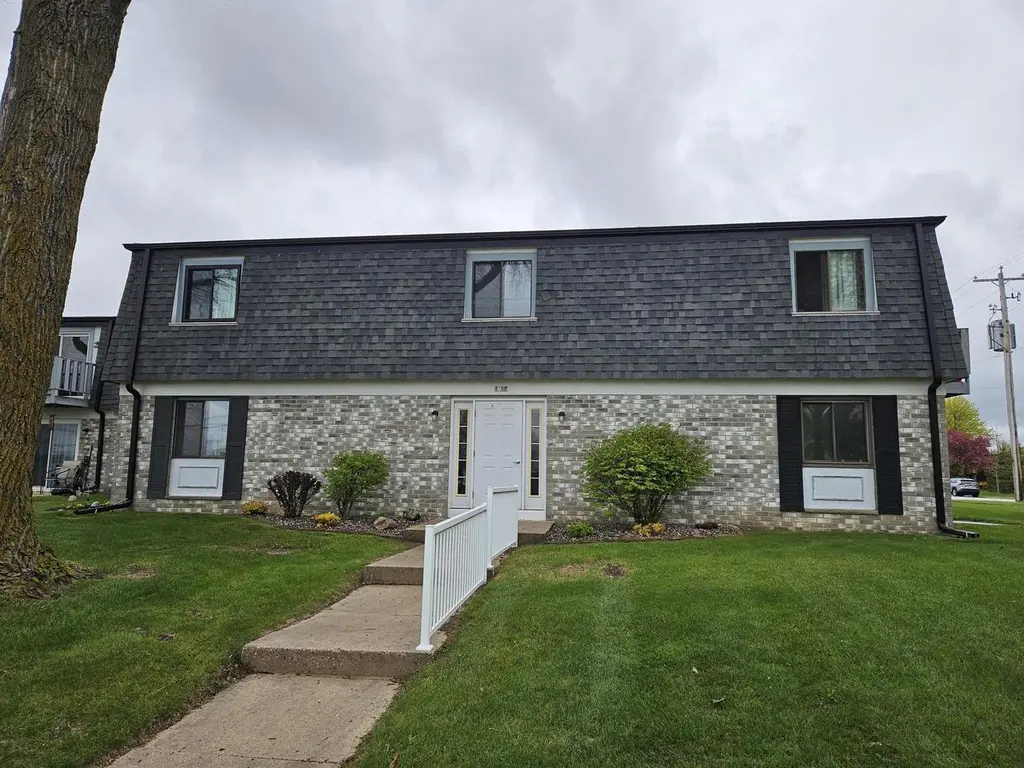 1712 Creek Rd #204