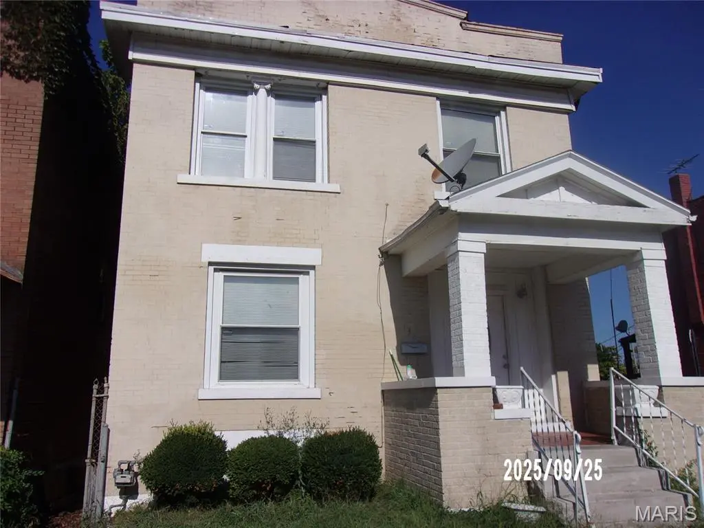 1387 Temple Pl