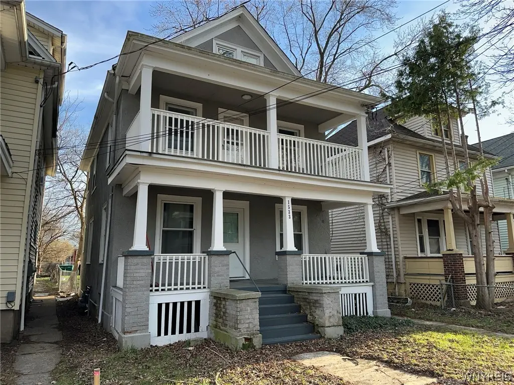 1533 La Salle Ave