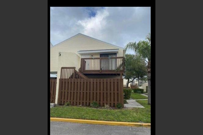 637 Executive Center Dr Unit N205