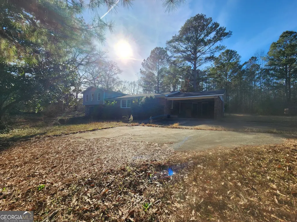 3691 Holley Ct