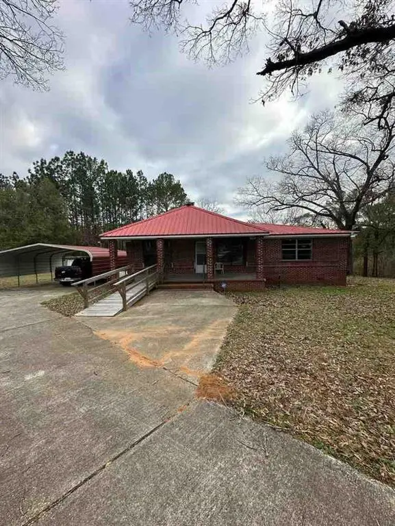 6830 Freedom Ln