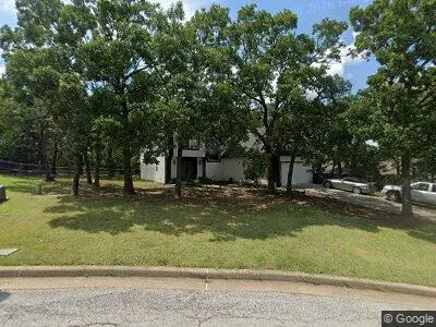 2702 Woodstone Dr