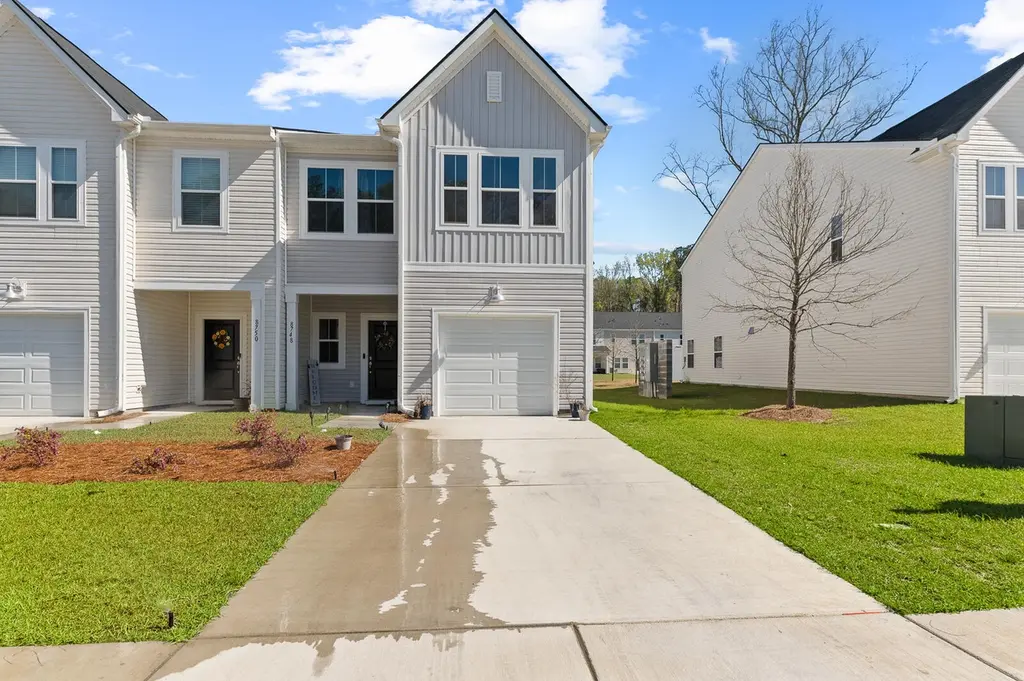 8748 Silver Perch Ln