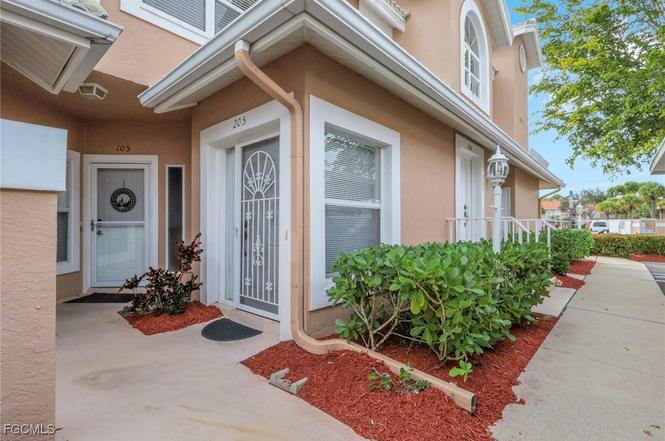 3941 Leeward Passage Ct #205