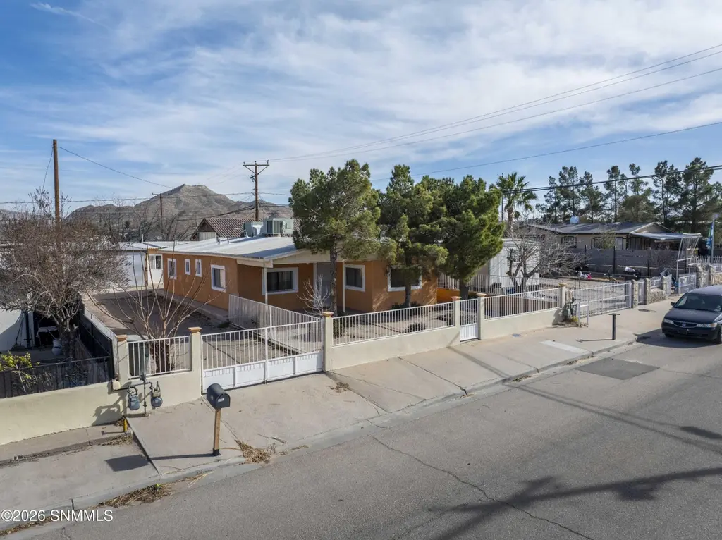 129 Encino Dr