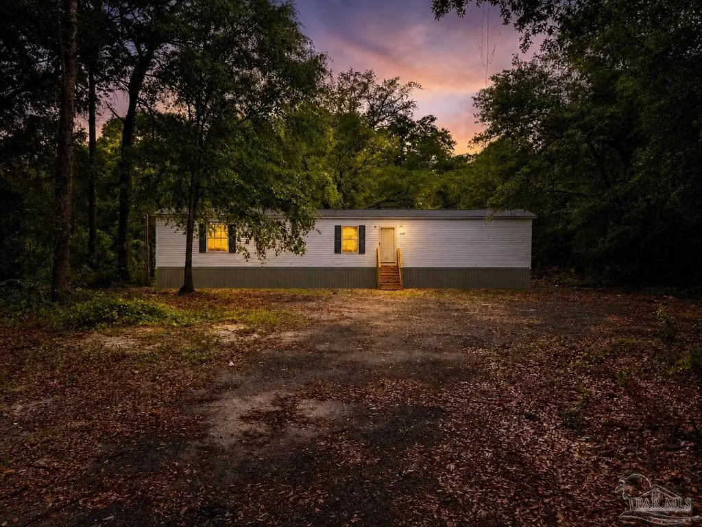 4444 Skylark Rd