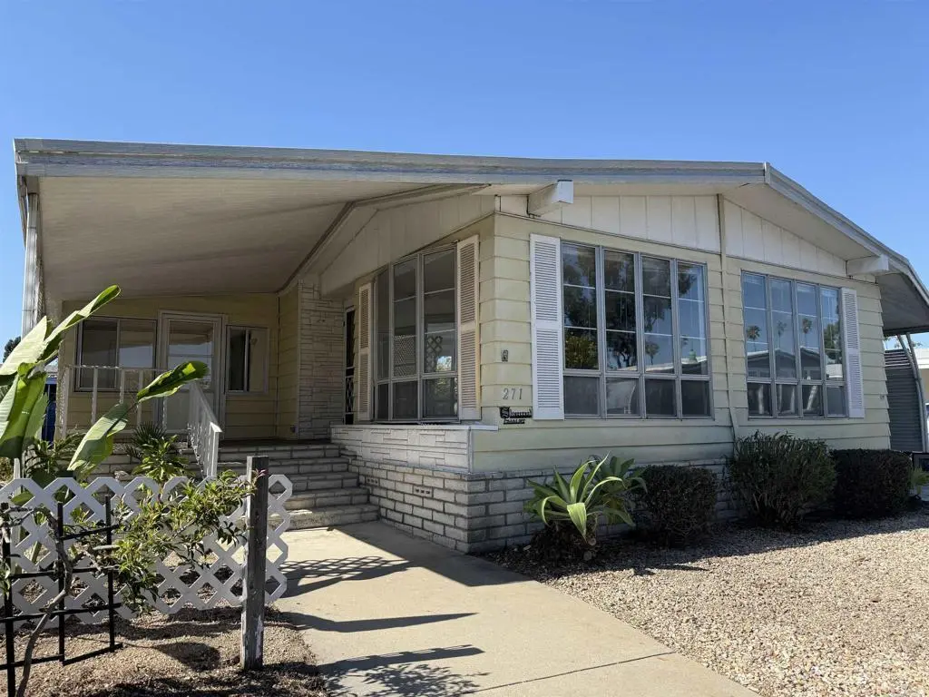 276 N El Camino Real #271
