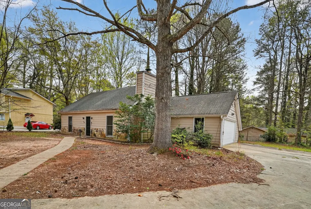 184 Cave Springs Ct