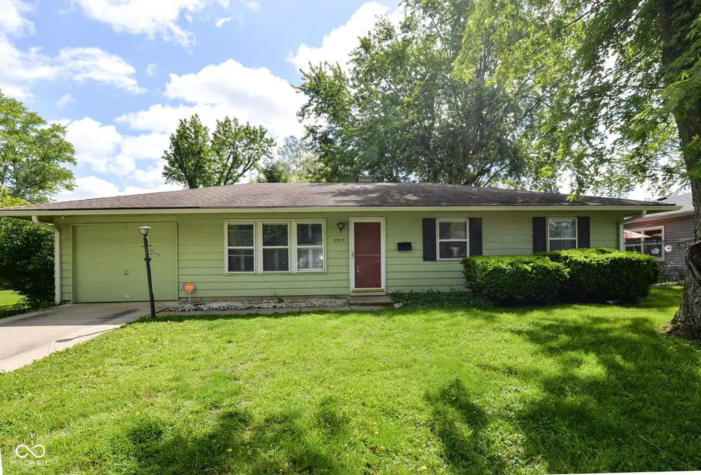 3509 N Mitchner Ave