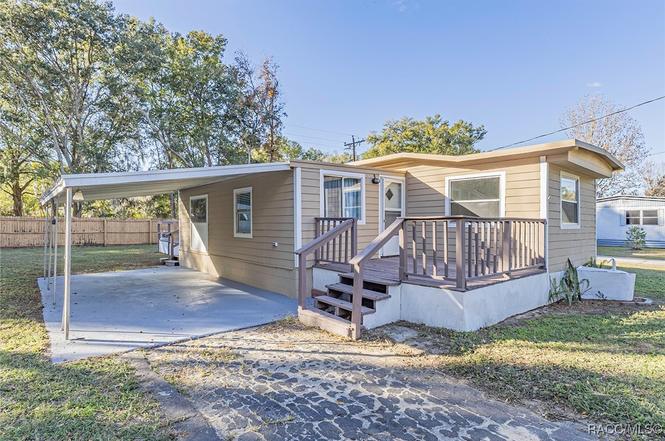 1672 S Canary Ter