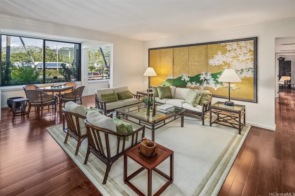 4999 Kahala Ave #101