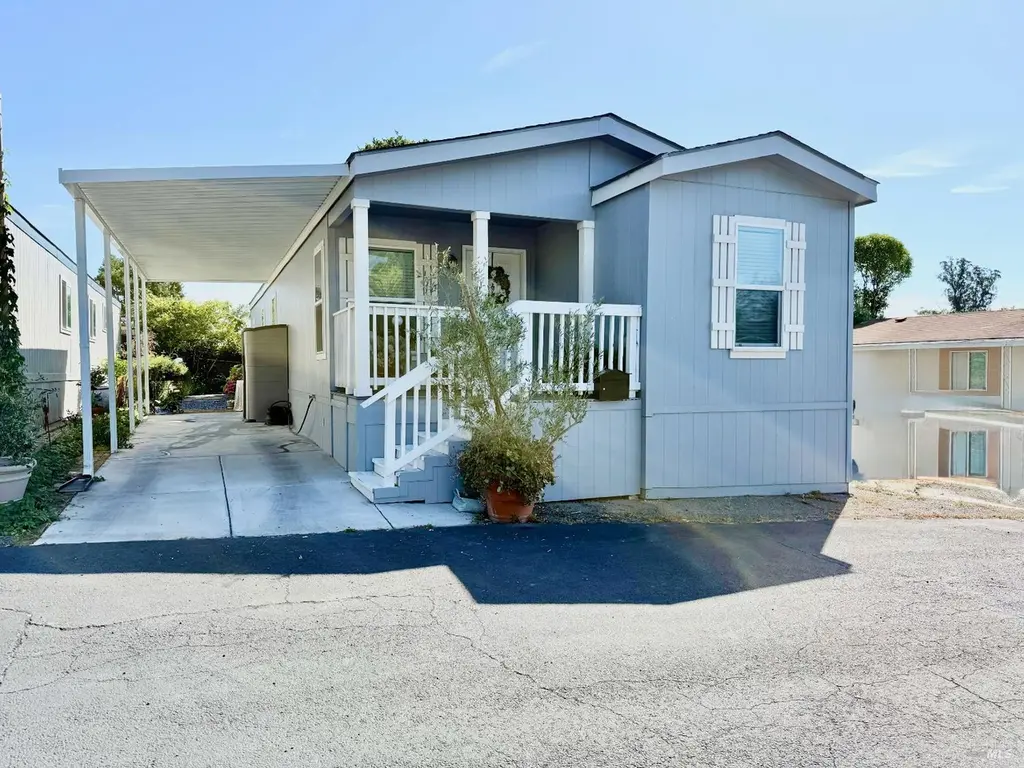 425 W Sierra Ave #9