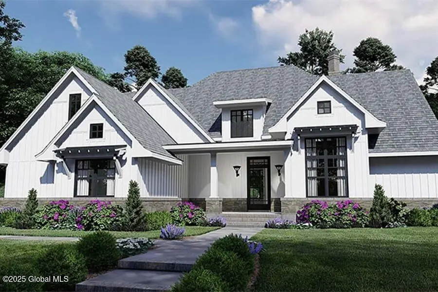 33 Catalina Dr
