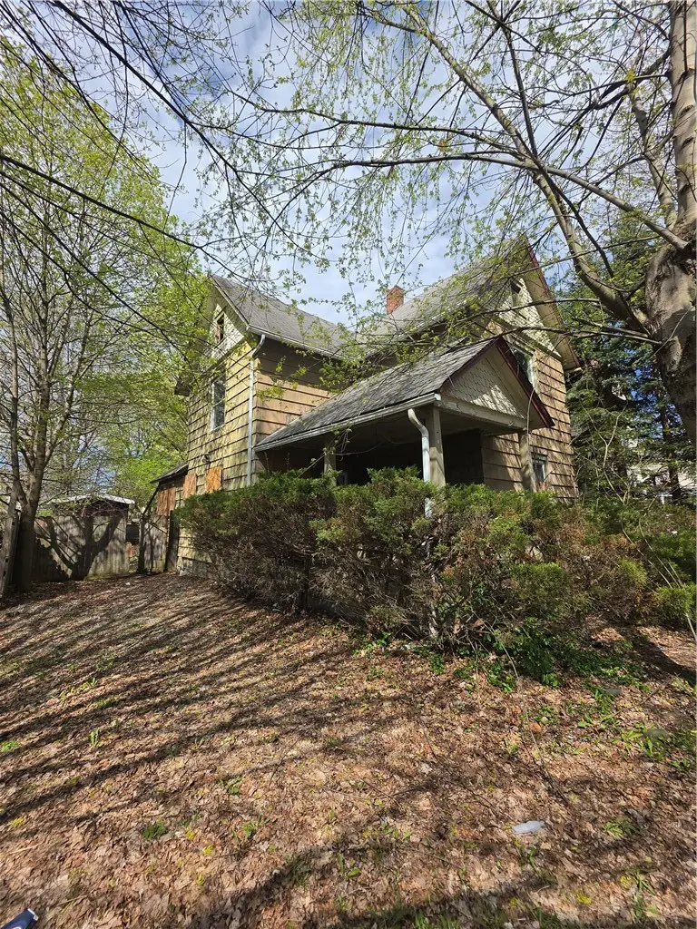 406 Jefferson St