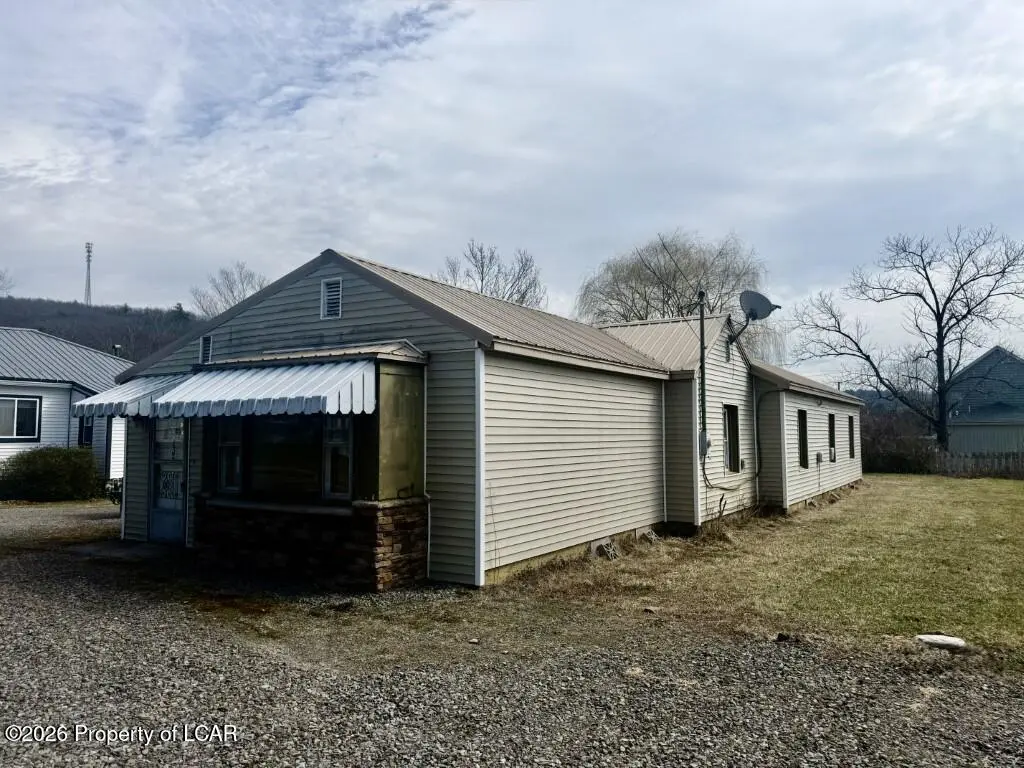 135 Carpenter Rd