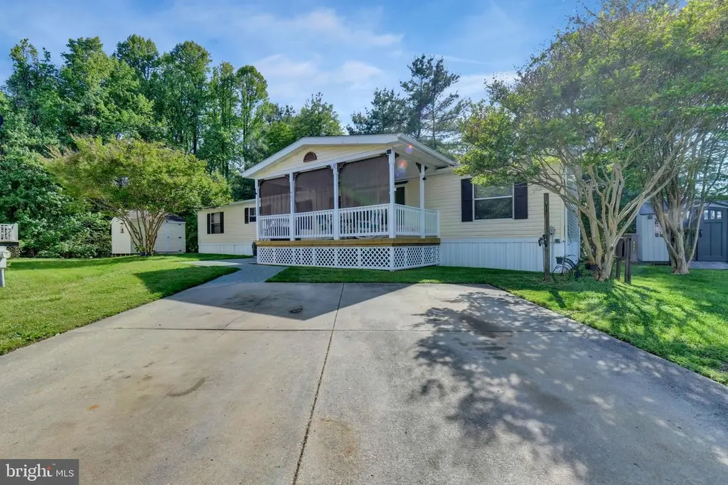 462 Sarah Anne Dr