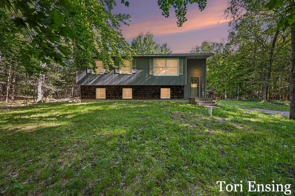 10688 Velma Dr