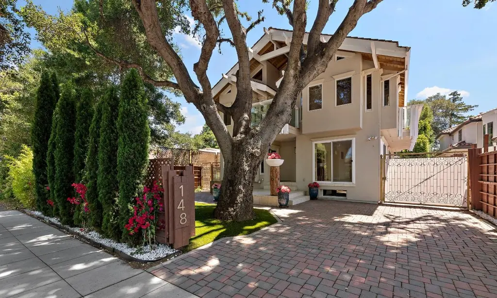 148 Kingsley Ave