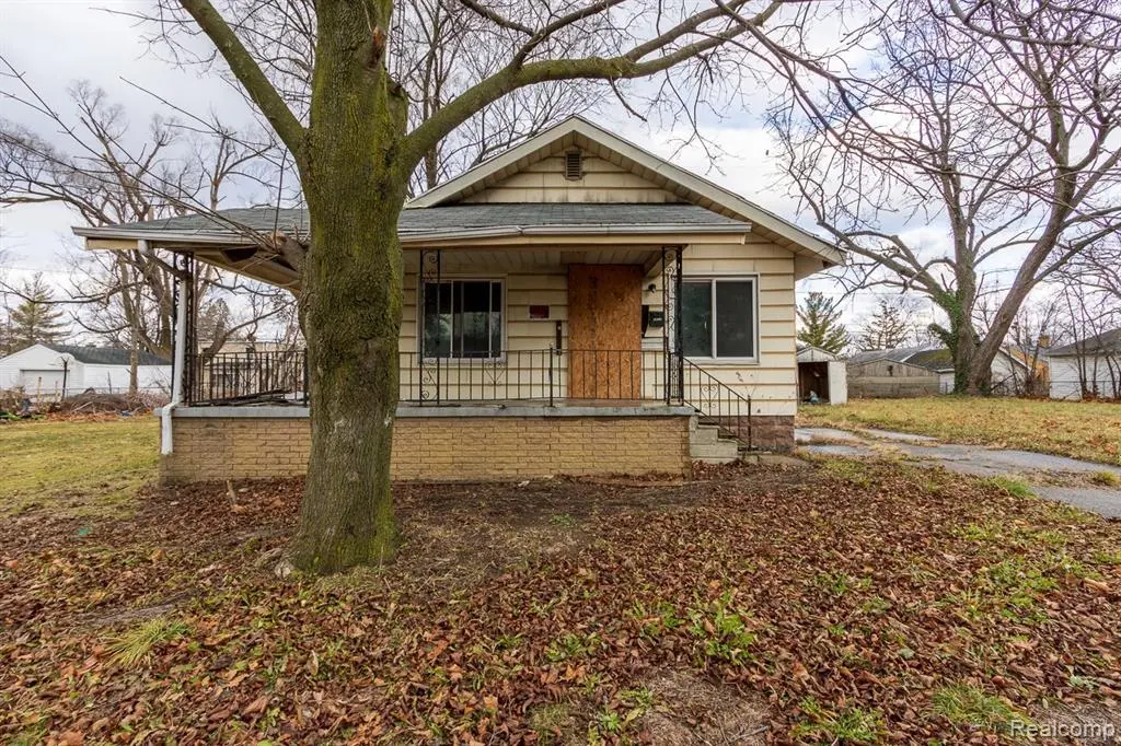 2434 Mackin Rd