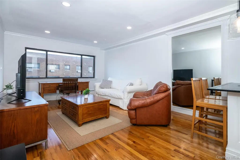 2221 Palmer Ave Unit 3D