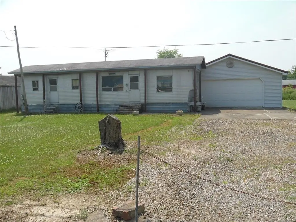 9729 Third (lot 5) St