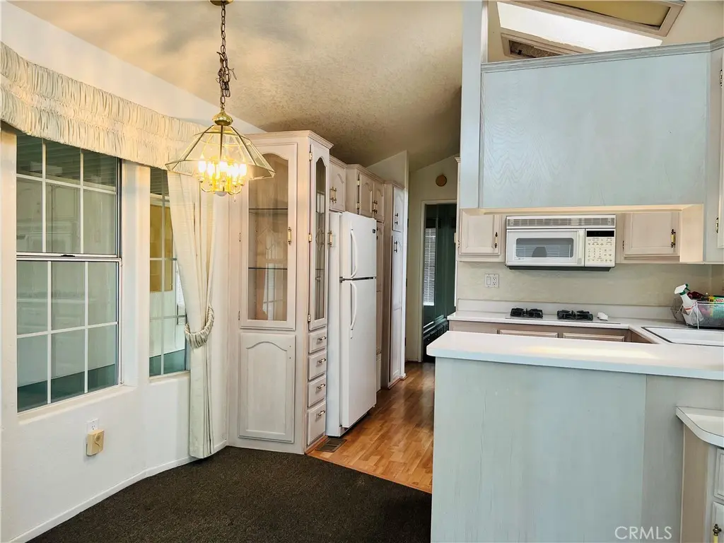 1295 S Cawston Ave #47