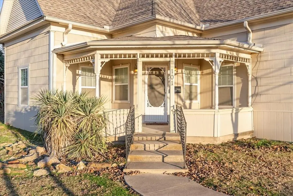 101 N 7th St