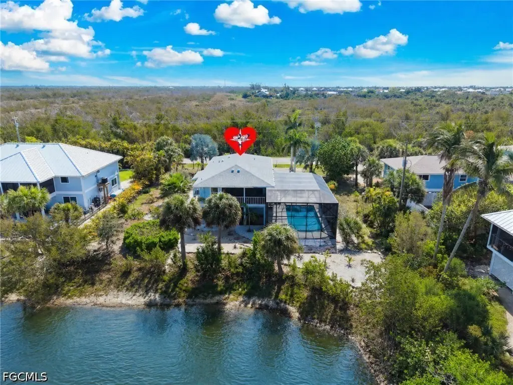 589 Rabbit Rd