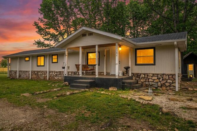 12786 County Road 8870