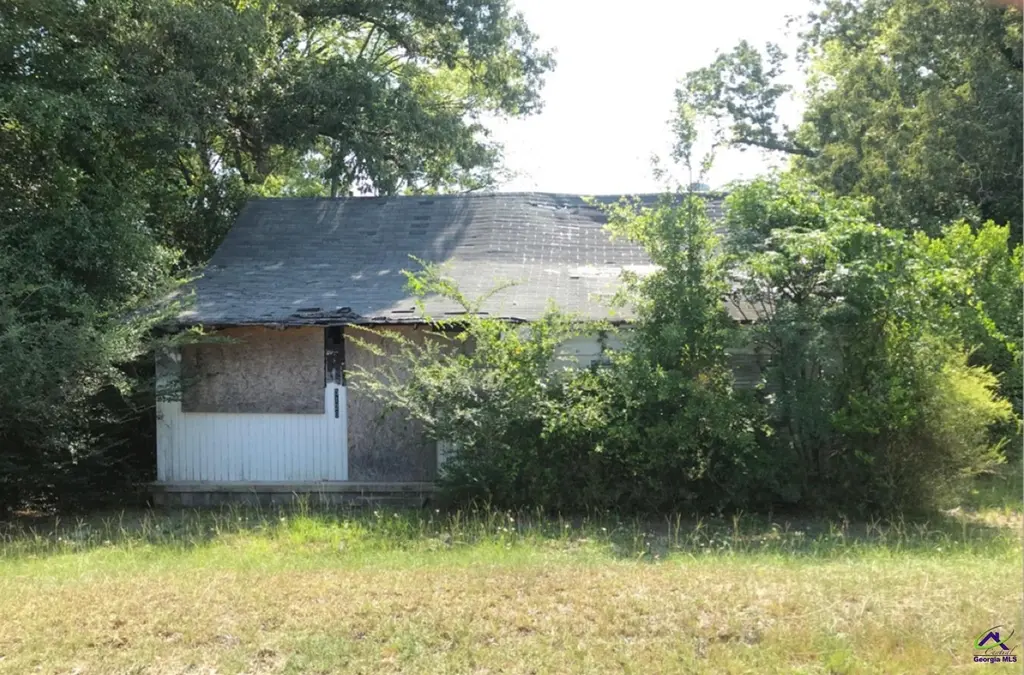 3120 Bloomfield Dr