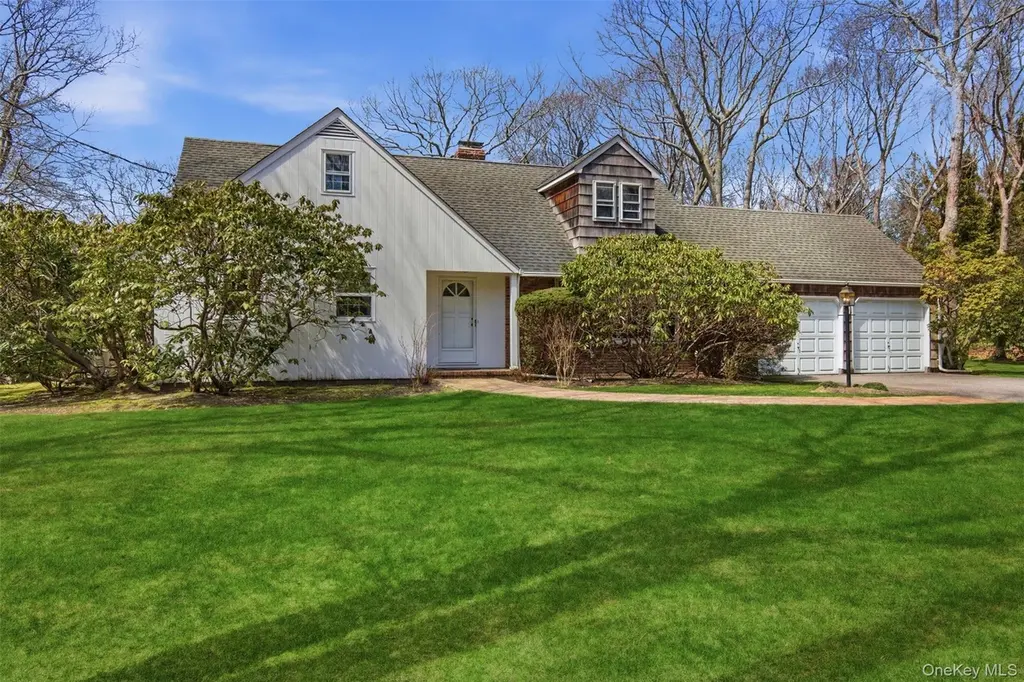 6 Oakland Ln