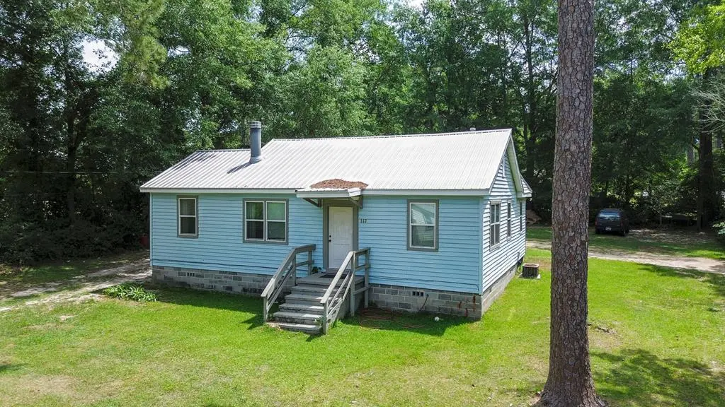 117 SW Pine Cirlce Cir