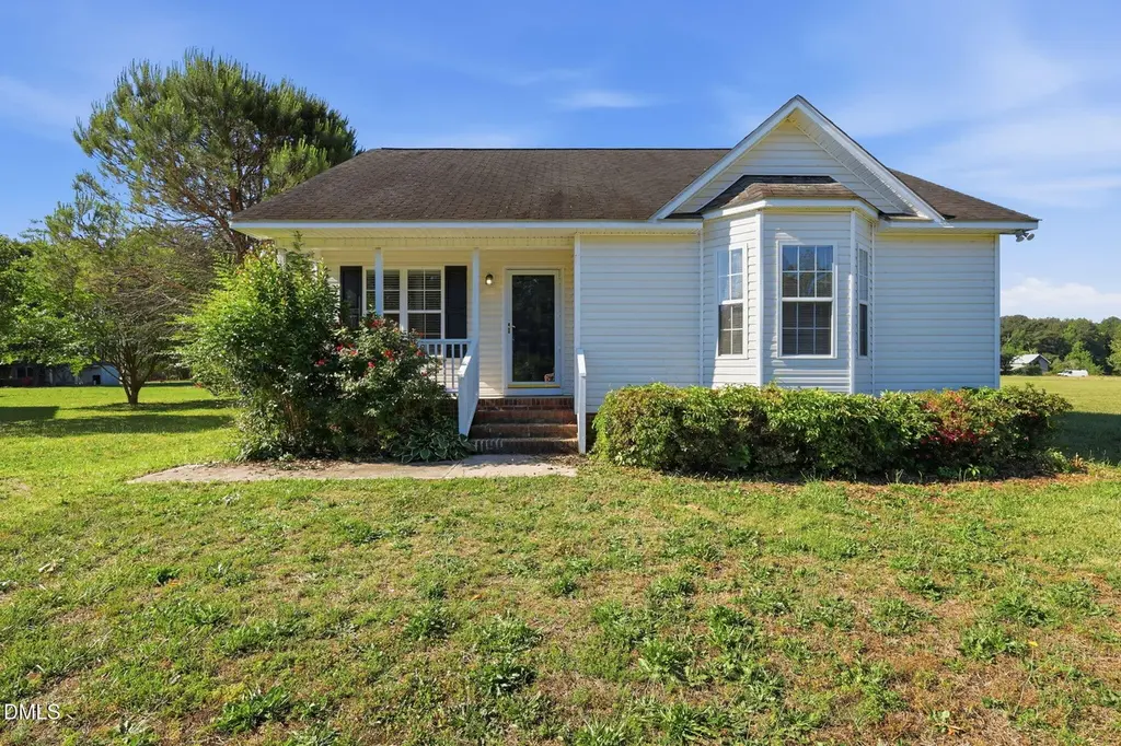 64 Winesap Ln