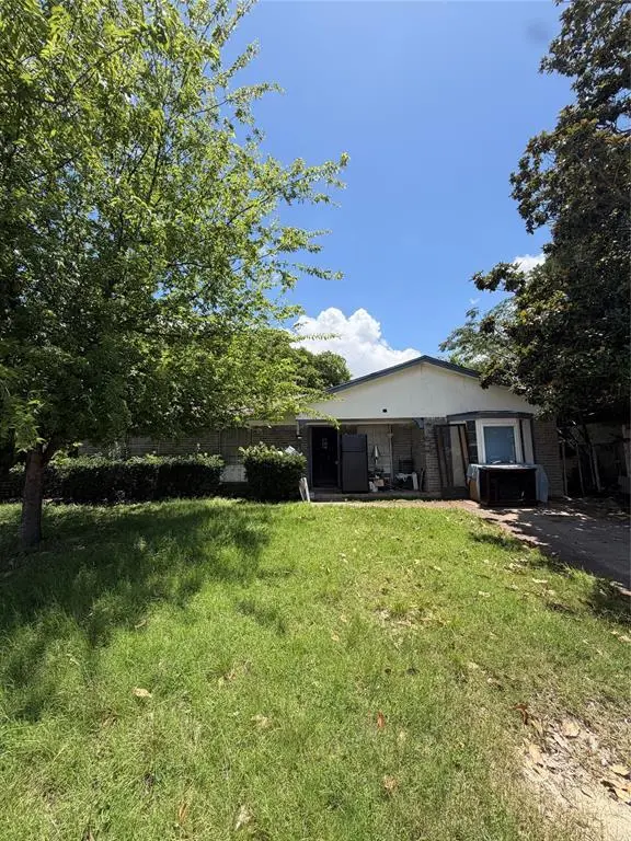 6224 Highland Hills Dr