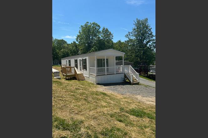 205 Winston Dr