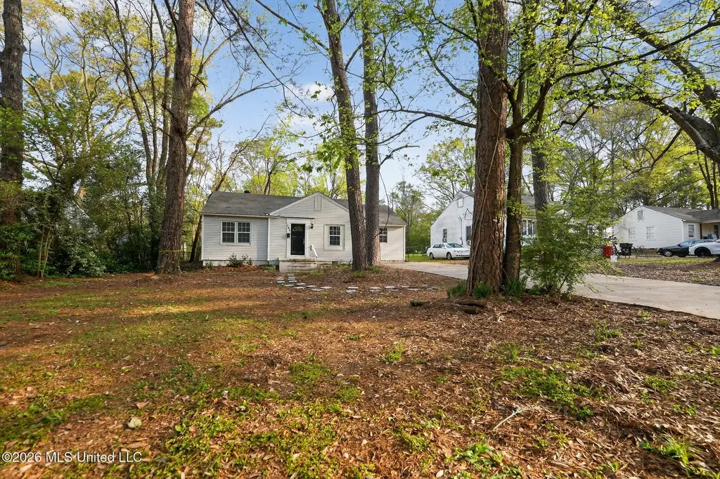 764 Avalon Rd