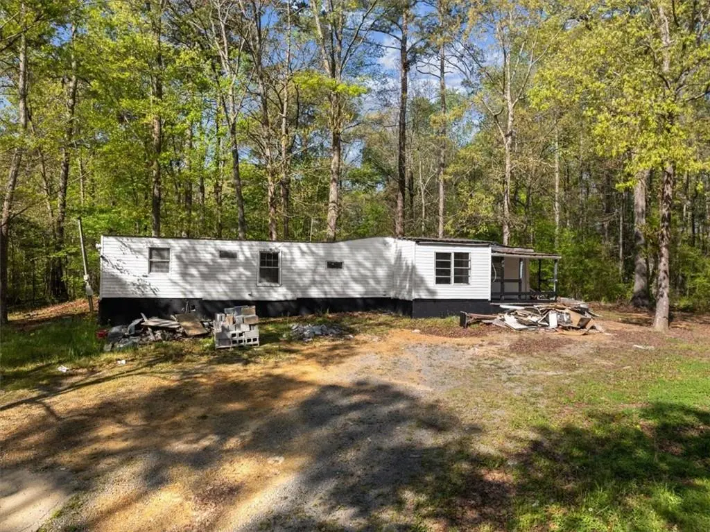 621 Cardinal Rd SE
