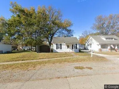135 N Messmer St